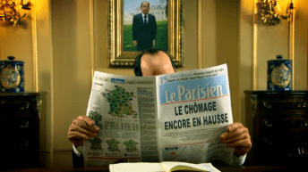 Satirical TV show 'Les Guignols de l'Info' depicts François Hollande reading about growing unemployment. Credit: YouTube